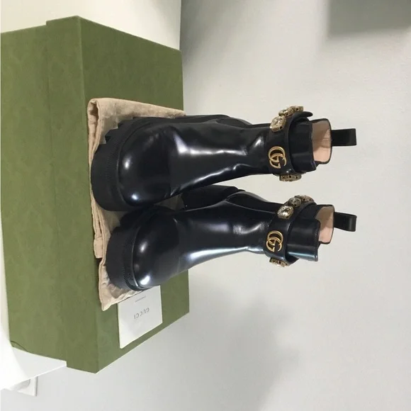 Gucci Leather Boots with Crystal  And GG Logo Ankle Belt - Picture 3 of 16